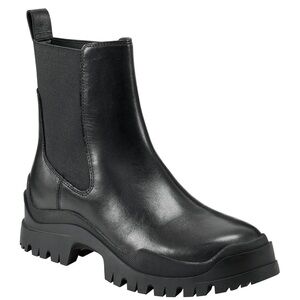 Marc Fisher Women’s LTD Farris Chelsea Ankle Lug Sole Casual Bootoes